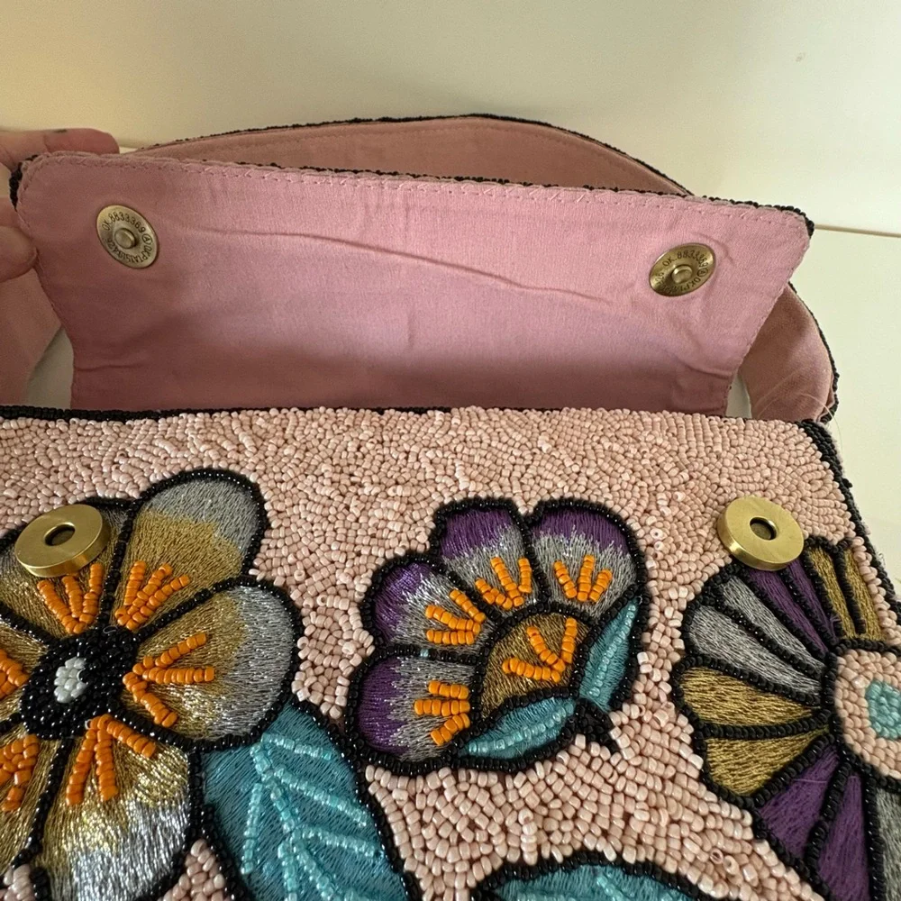 Floral Beaded Shoulder Bag NWT America And Beyond Sparkly Springy Intricate - Picture 10 of 16